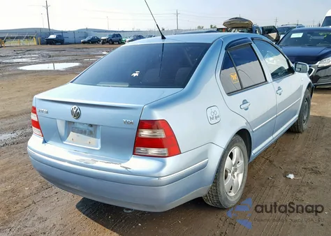 2005 Volkswagen Jetta Gls Tdi from USA, damaged, VIN 3VWSR69M75M027687